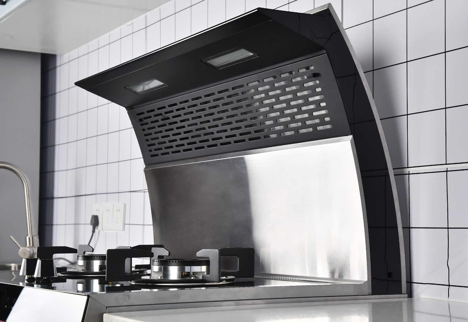 油烟机没必要买贵的吗,油烟机买哪一种不踩坑