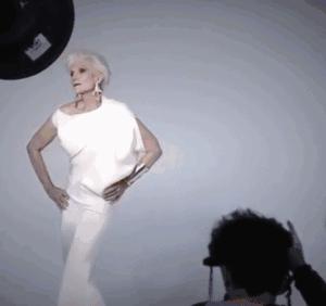 前夫爱继女,单身养出三超壕,31岁离婚后开启美魔女传奇