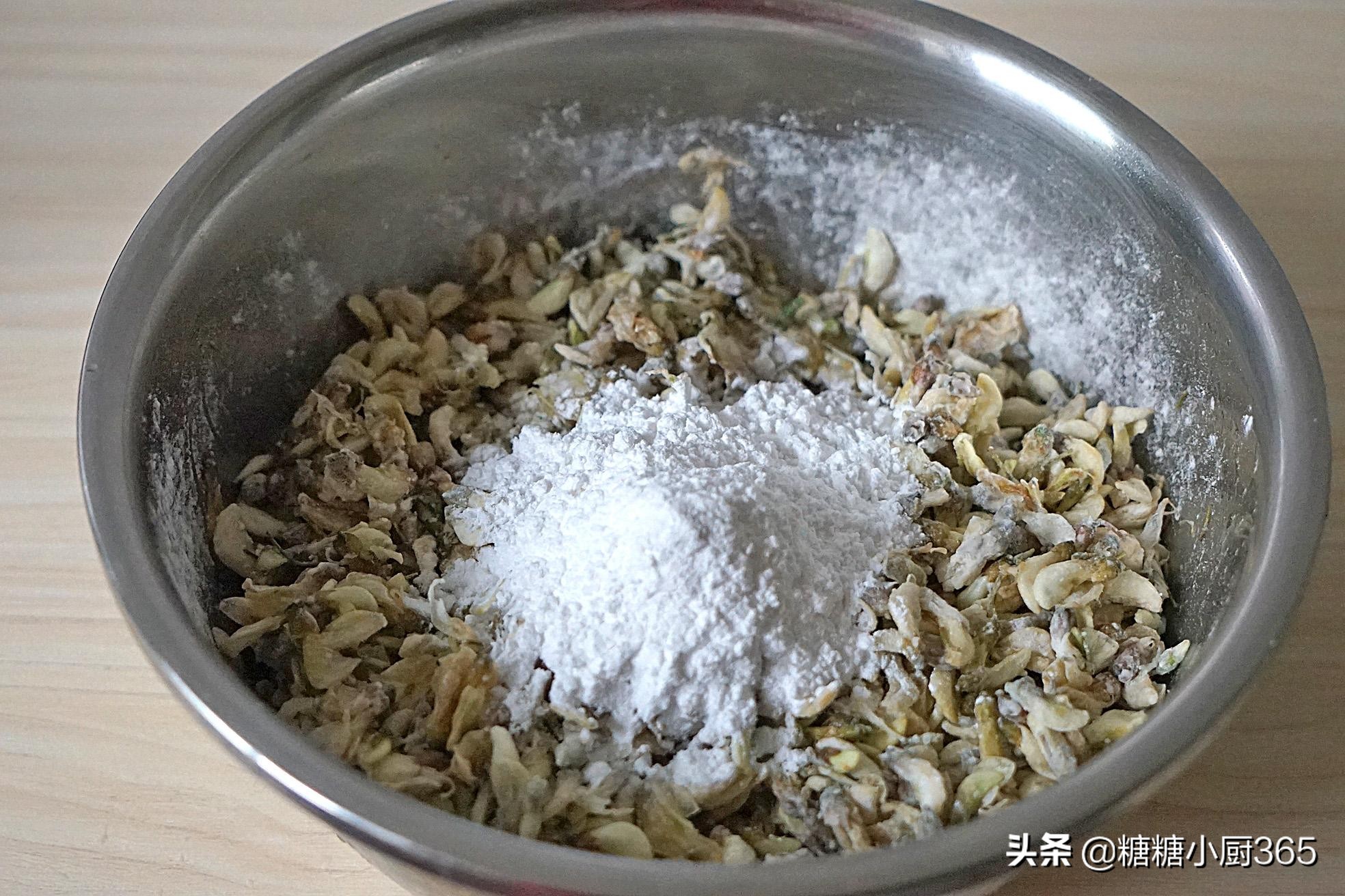 槐树花炒鸡蛋美味,槐树花蒸几分钟好吃