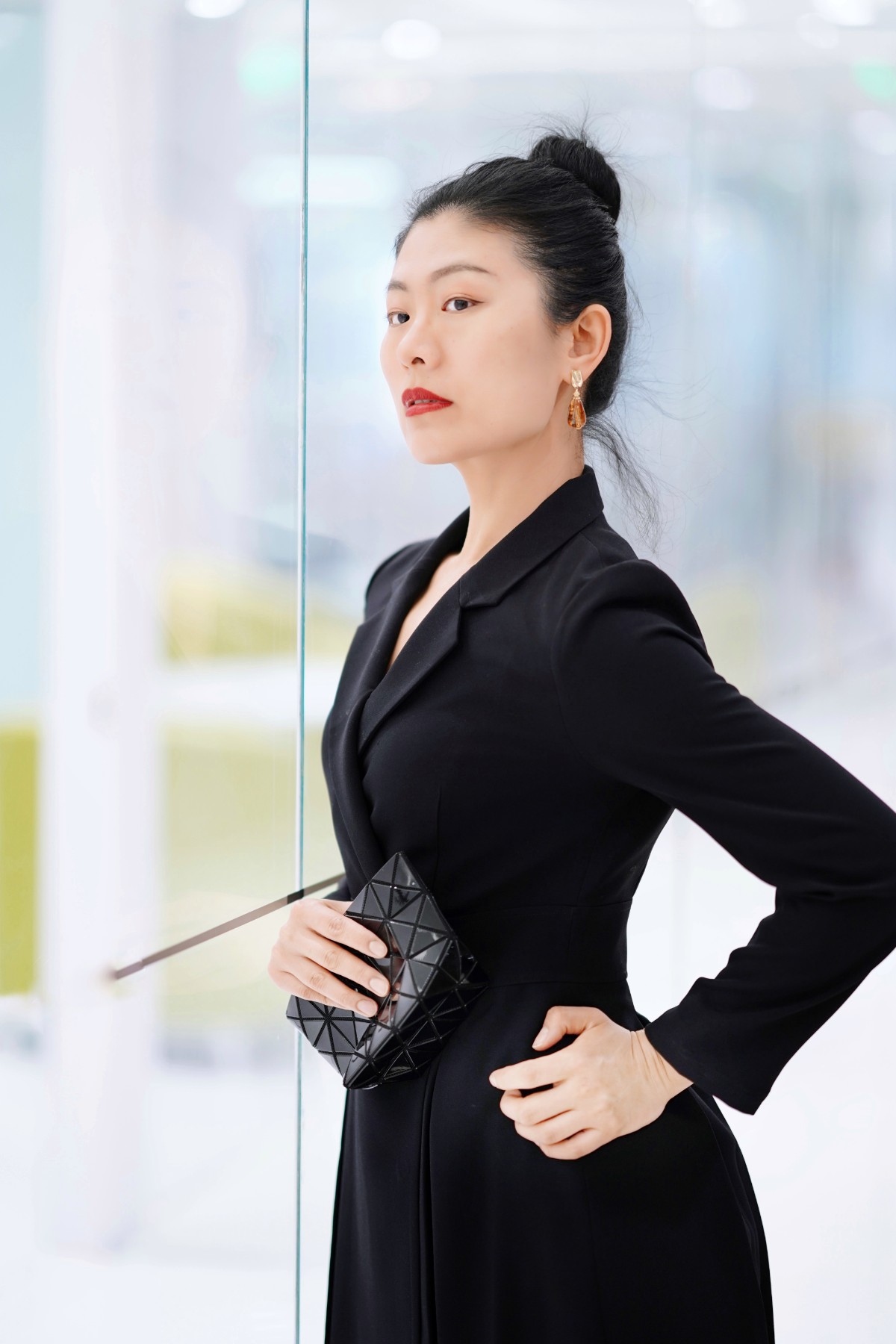 立春之后的时髦实用之选:小西装、风衣和连衣裙