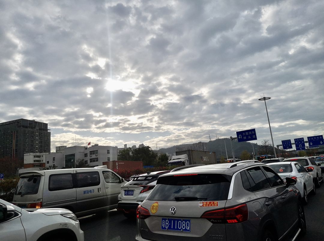深圳轻食餐厅生意惨淡的案例,深圳餐饮真实状况