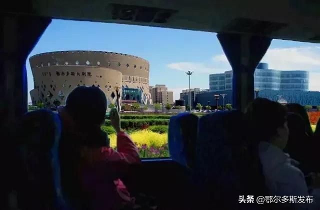 康巴什的十二个时辰,最美的竟是子时,你同意吗?