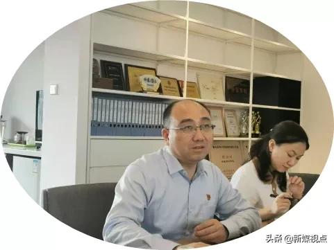 相识应为有缘人,不信春风唤不回