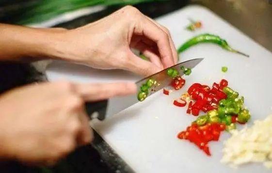 手指脏洗不掉怎么办小妙招,有脏的东西洗不掉怎么办