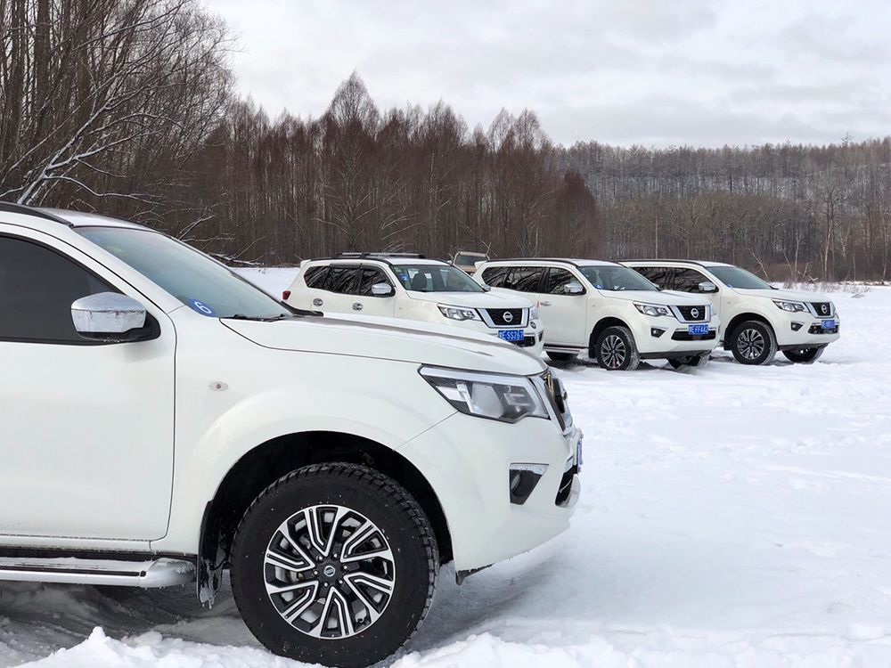 途乐越野测试对比,途达和途乐越野视频