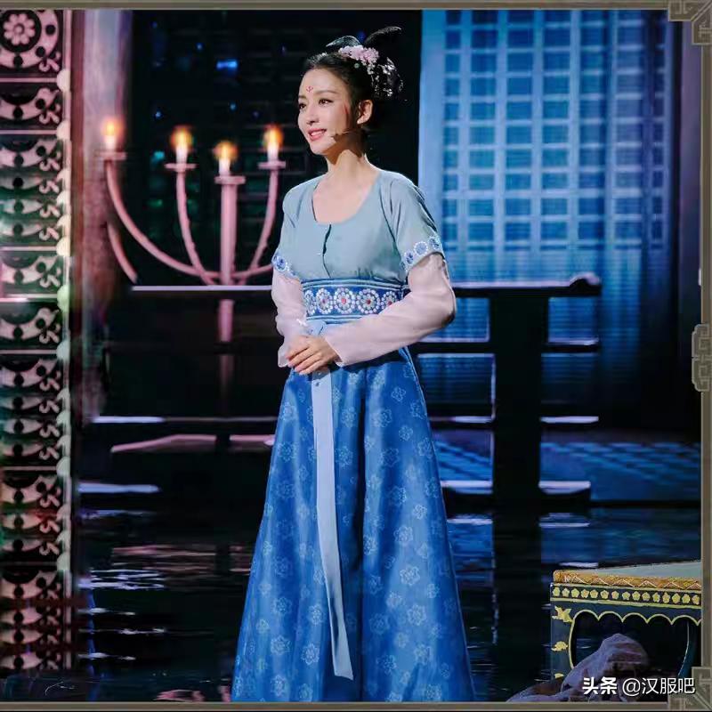 如何选择适合自己的汉服款式,汉服道袍怎么搭配才好看