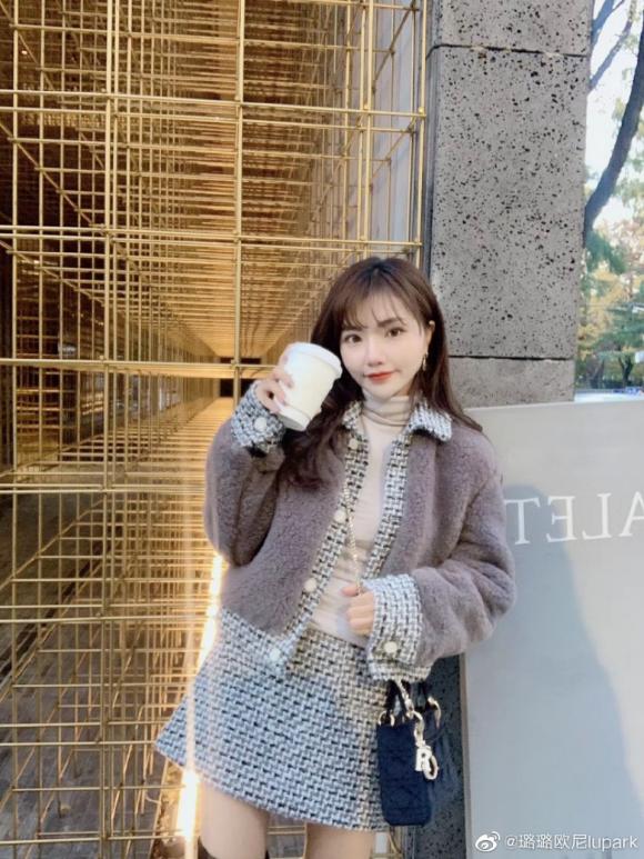 还在为眼袋发愁吗,大璐璐直播眼霜