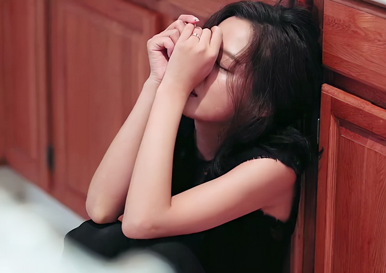 男人既不离婚又不与情人分手,男人为什么不和小三断也不离婚