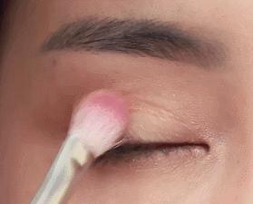 四色眼影盘怎么画眼影,新手眼影怎么画真的简单又好看