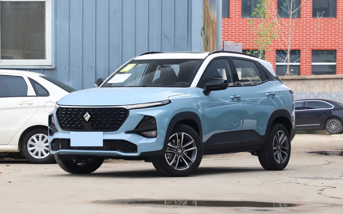 瑞虎5x跟新宝骏rs3哪个好,瑞虎5x与新宝骏rs3