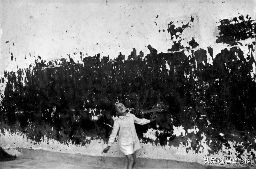 50mm焦段属于广角吗,50mm镜头焦距是多少