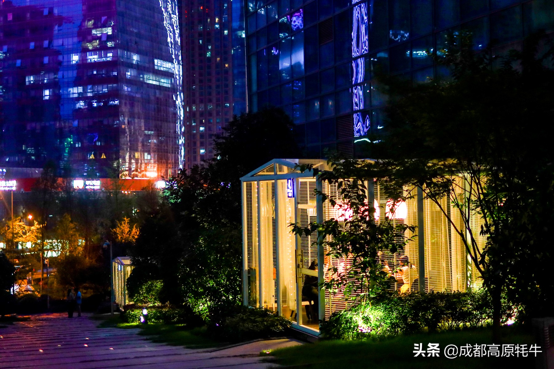 theoasistavern绿洲,theoasis清迈