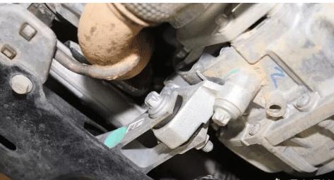 汽车零部件大全看看你都认识多少,汽车10种零部件及功能