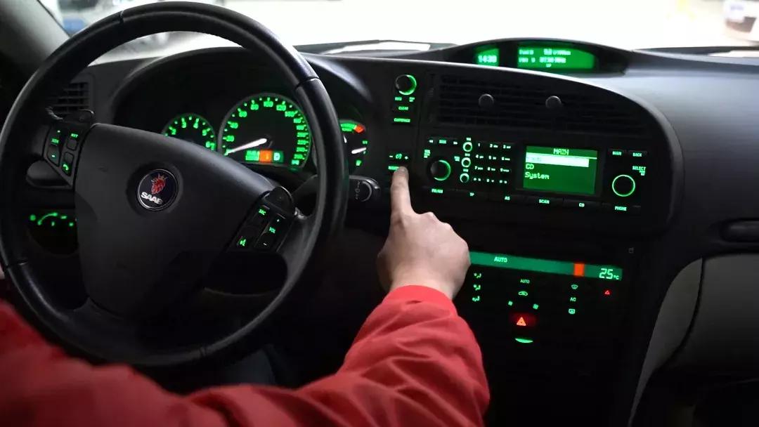 萨博限量版,绝版萨博93