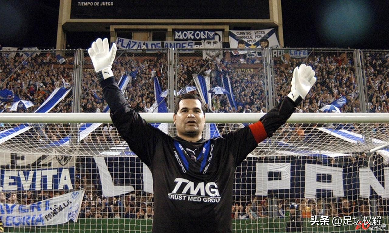 梅西世预赛任意球破门守门员,c罗和梅西任意球哪个最强