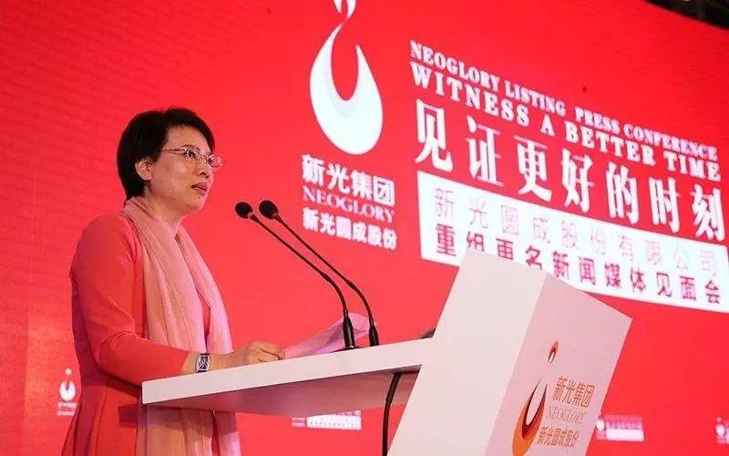 800亿浙江女首富跌落神坛,从巅峰跌入谷底的浙江女首富