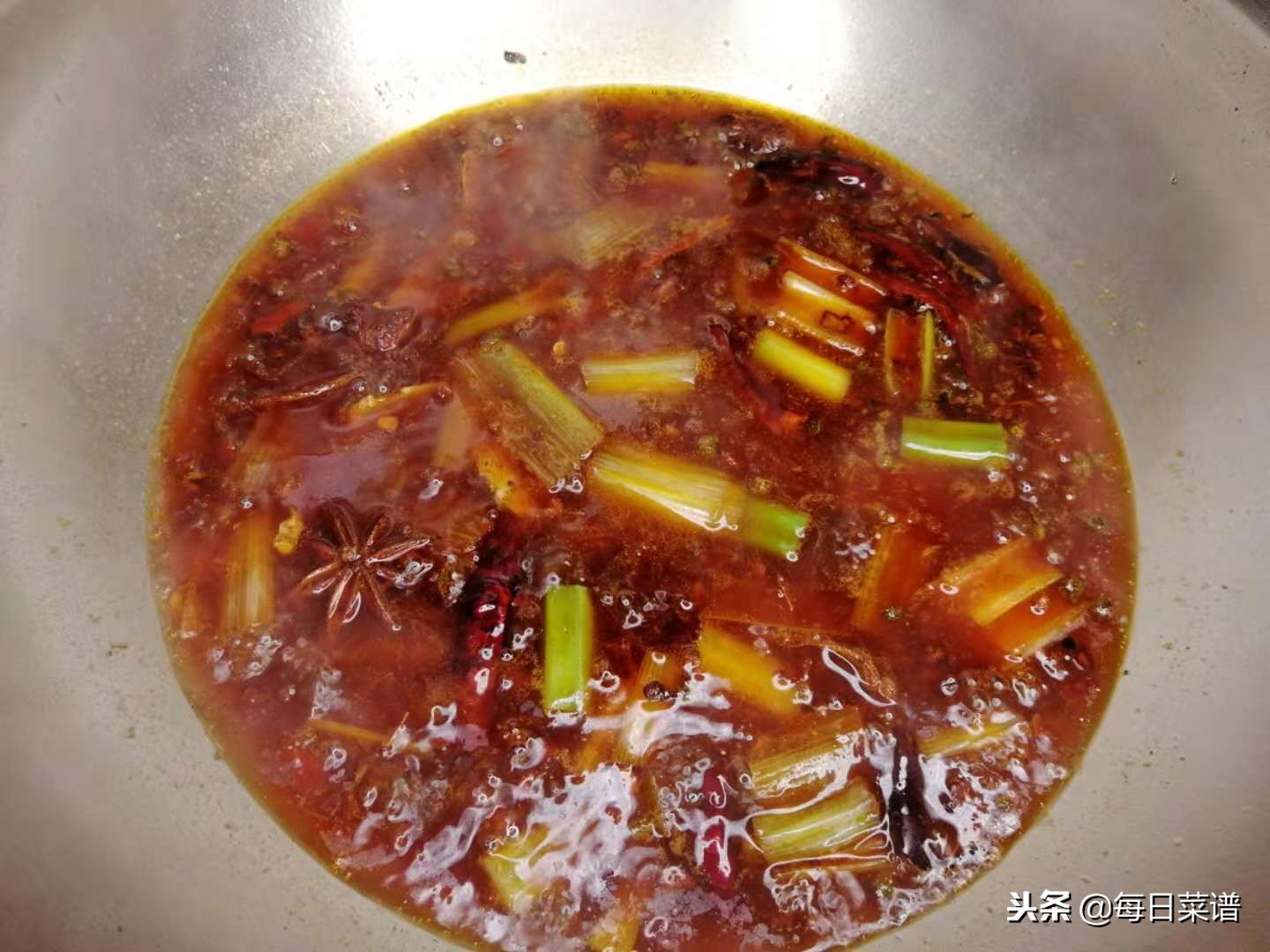 在家如何做火锅简单又好吃,怎么自己在家做火锅好吃