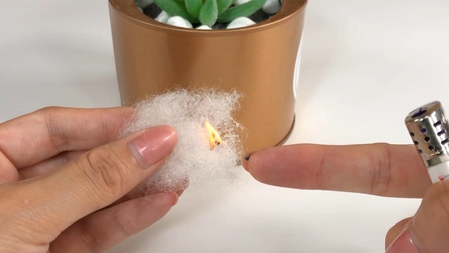 怎么分辨真蚕丝被还是假蚕丝被,正宗的蚕丝被和假蚕丝被怎么区别