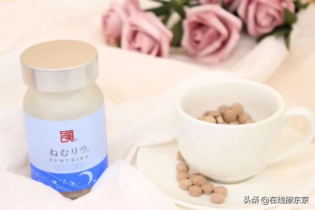 范冰冰白天鹅礼服黑长直封面,范冰冰黑长直发型黑裙子