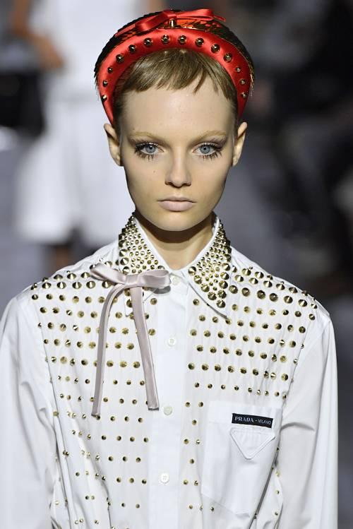 趋势|发带绑一绑,让新的一年从头开始美