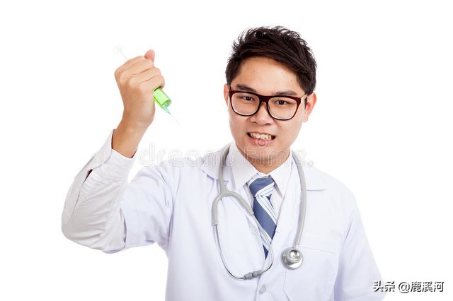 种牙当天吃排骨,被医生忽悠拔牙种植牙齿