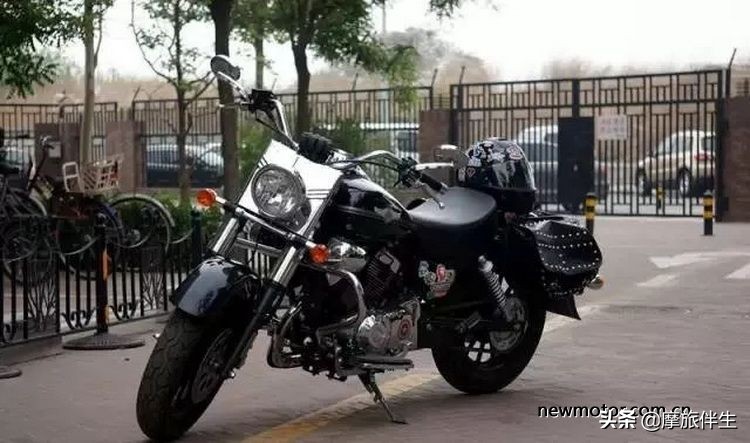 钱江摩托最像哈雷的车,国产太子250钱江巡航摩托车