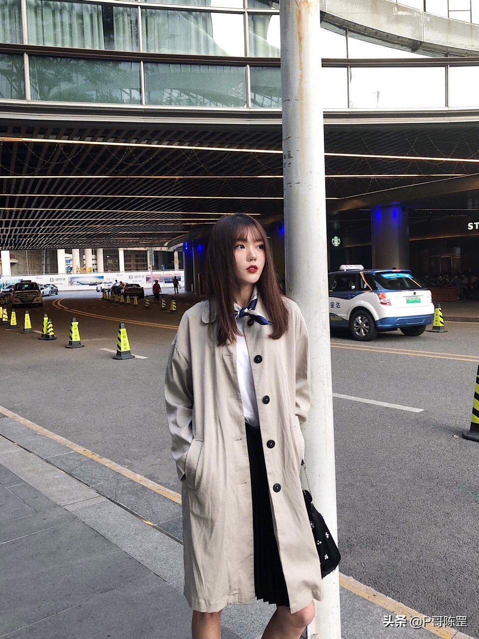 「原创首发」「P哥设计」「街拍」真丝小方巾《黄金时代》3