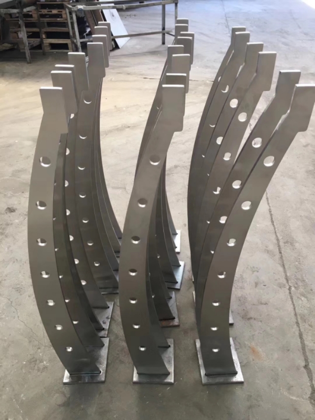 铸造石护栏厂家,不锈钢桥梁护栏厂商