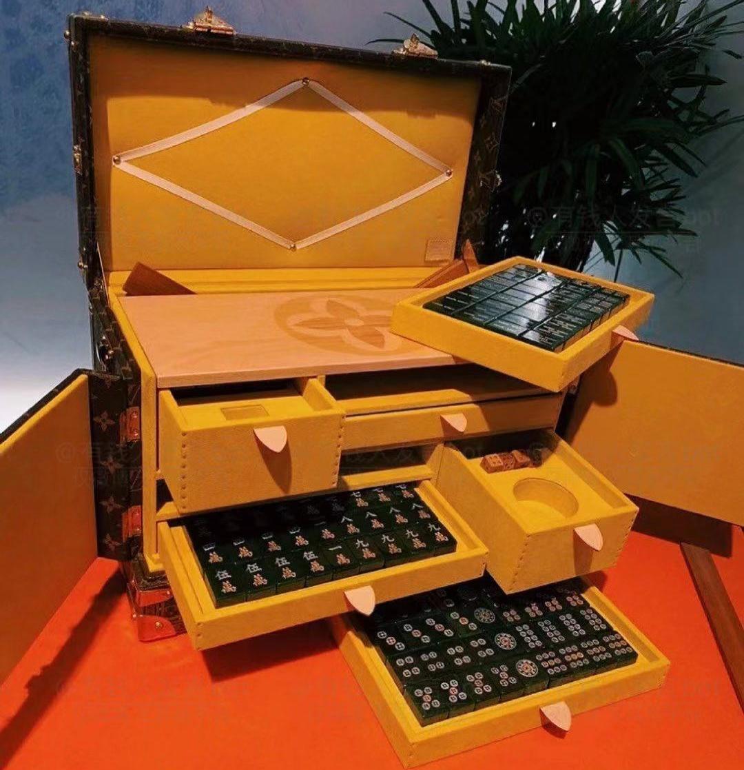 花400块钱买了一条裤,花了60块钱买了一条裤子