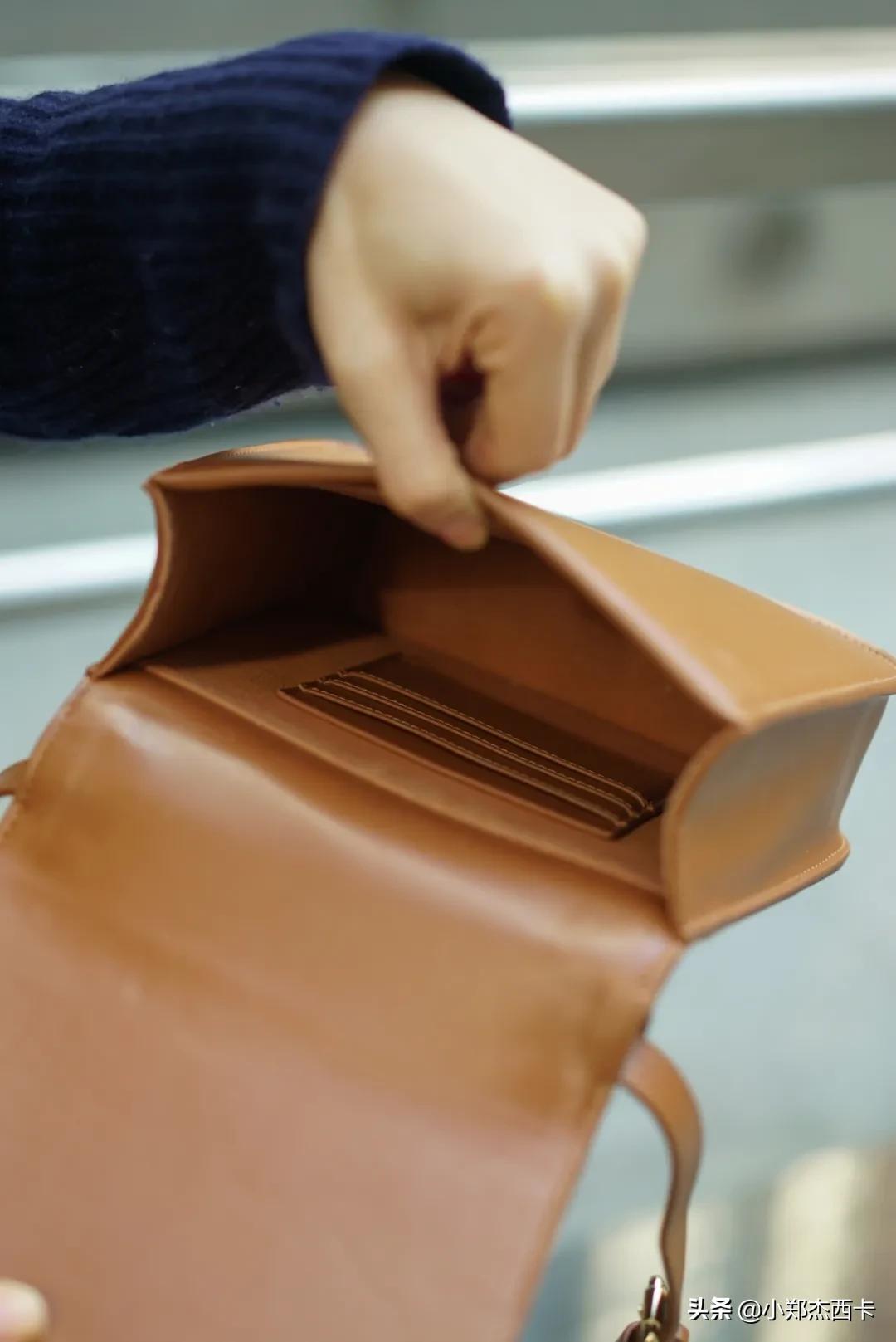 一个包能当两个包用,一个包就可以买的商务车