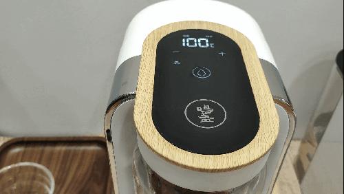 速热饮水机跟茶吧机哪个更实用,即热式茶饮机怎样使用