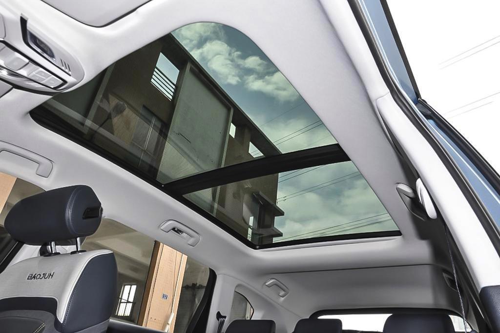 宝骏rm-52019款1.5tcvt精英型7座,2019年广州车展新宝骏rm-5实车