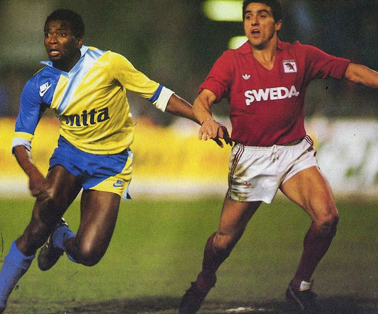 17-18nike球衣,nike非凡蓝衣服