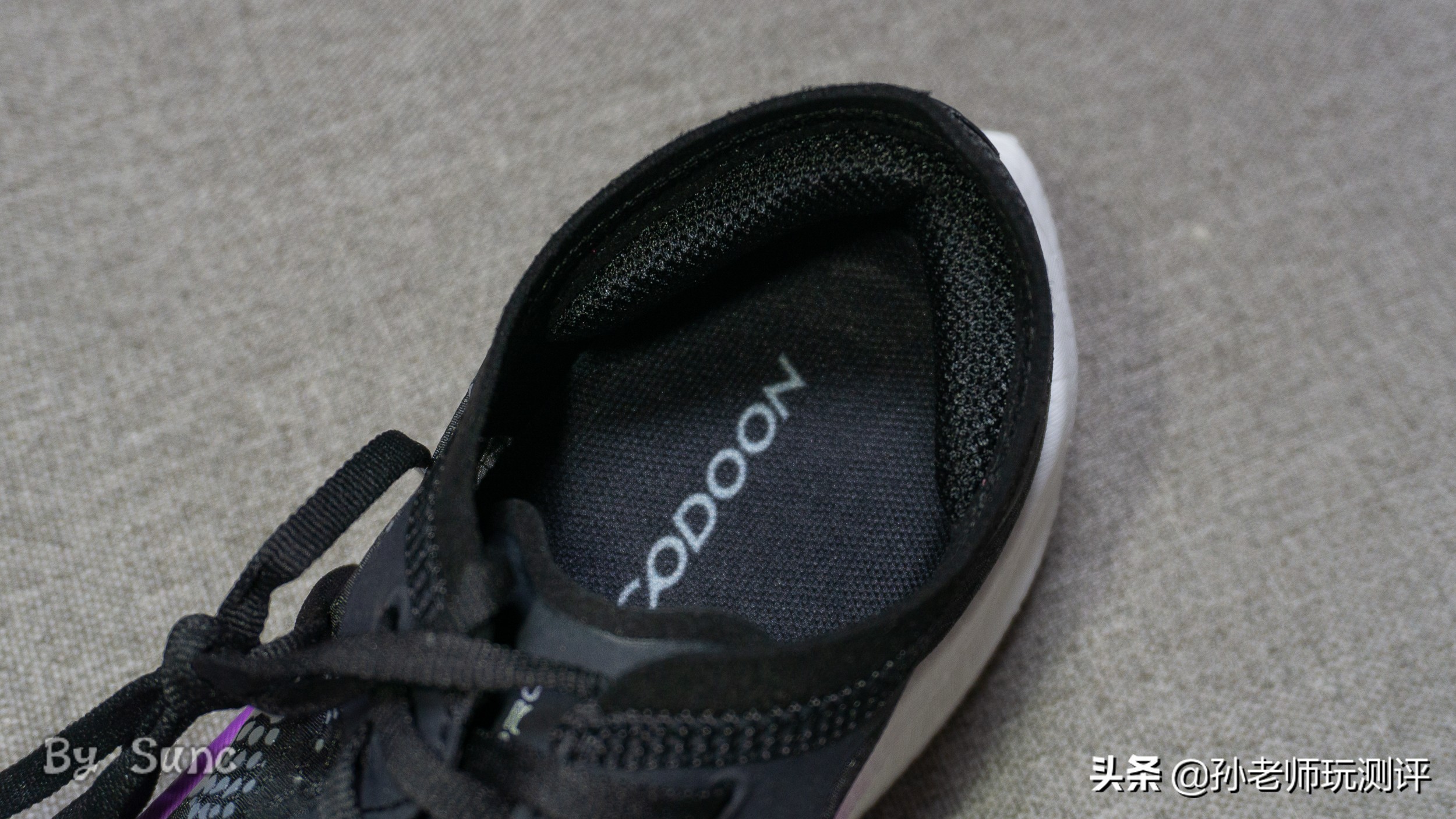 轻于鸿毛水上漂,咕咚造风者跑鞋