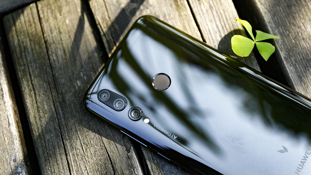 华为麦芒8测评视频,无畏前行3