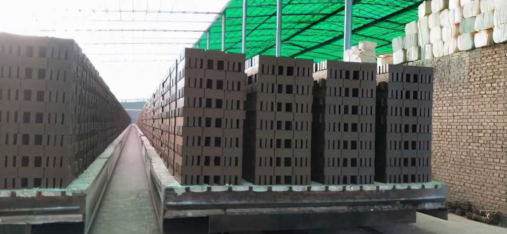 廉江良垌砖厂,廉江良垌砖厂装车