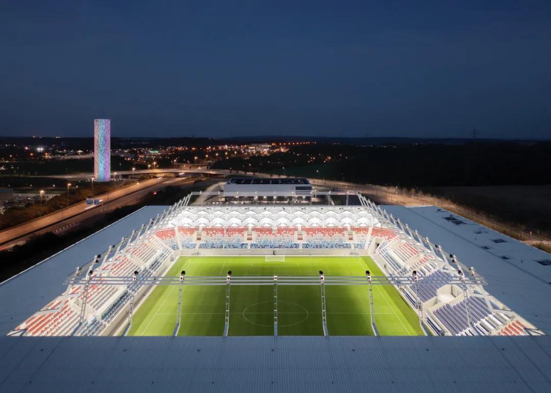 卢森堡体育中心,卢森堡体育场