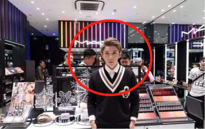 当面调侃杨幂？口红一哥李佳琦遭遇信任危机