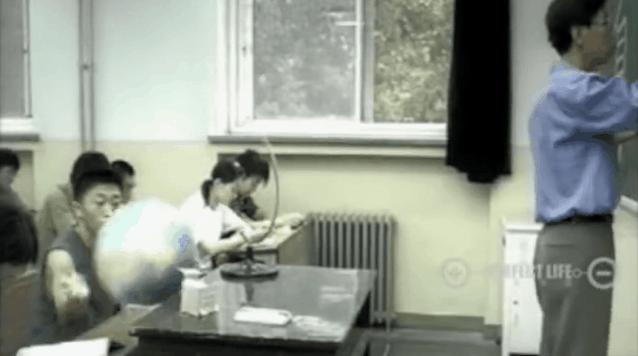 15年前的耐克广告又火了，简直吊打国内*脑洗**广告