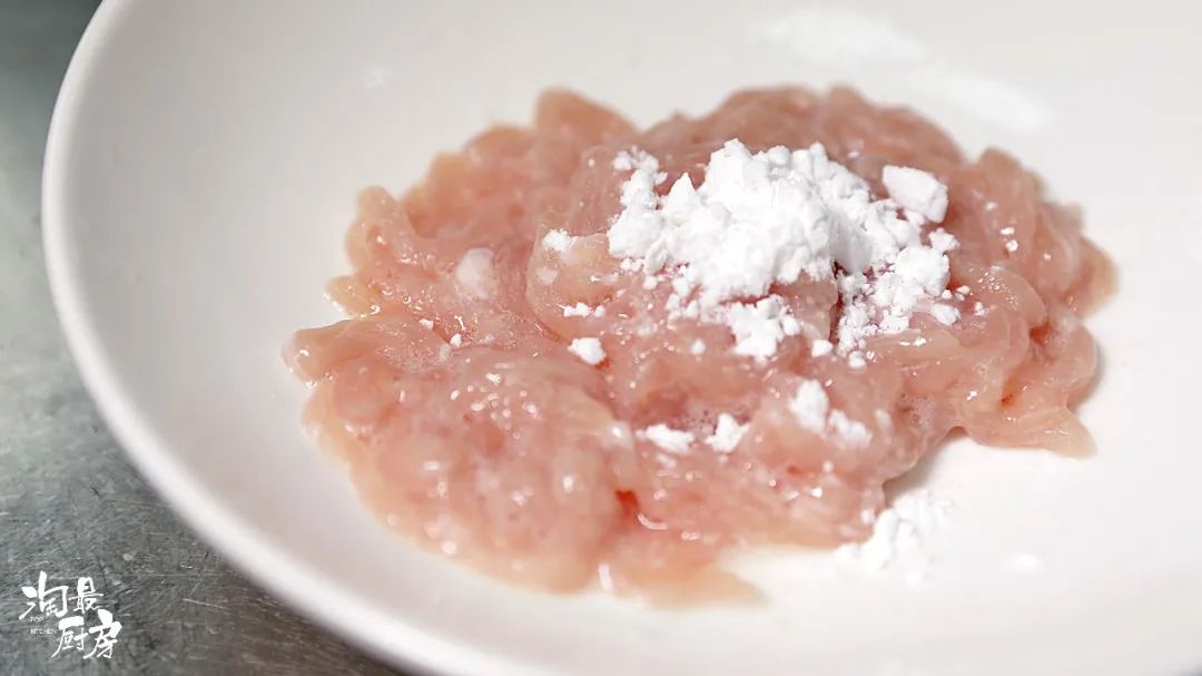 炒面如何不粘锅窍门,炒面怎么做不粘锅又好吃窍门视频