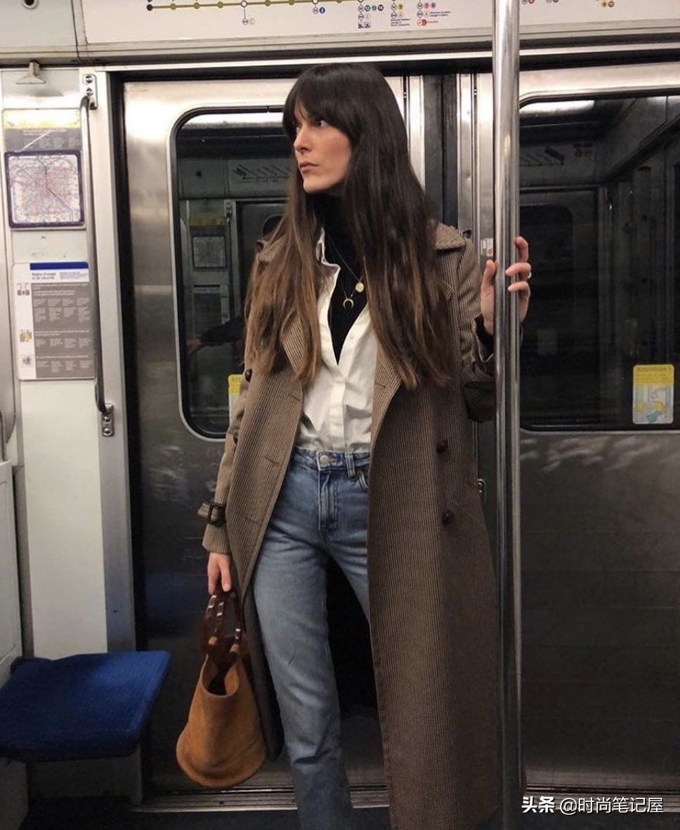 爆款撞色慵懒风毛衣穿搭,毛衣衬衫外套长款慵懒风穿搭