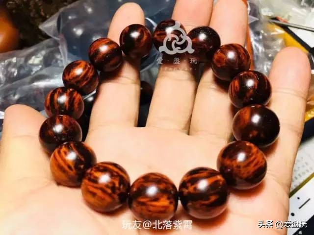 手串晒太阳有助变红吗,手串被晒了怎么补救