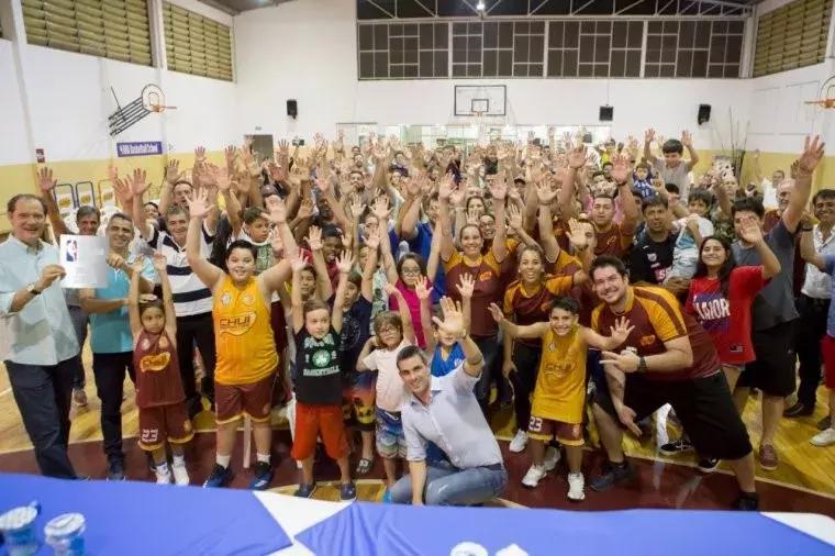 剑指世界第一运动，NBA的“跨海恋”