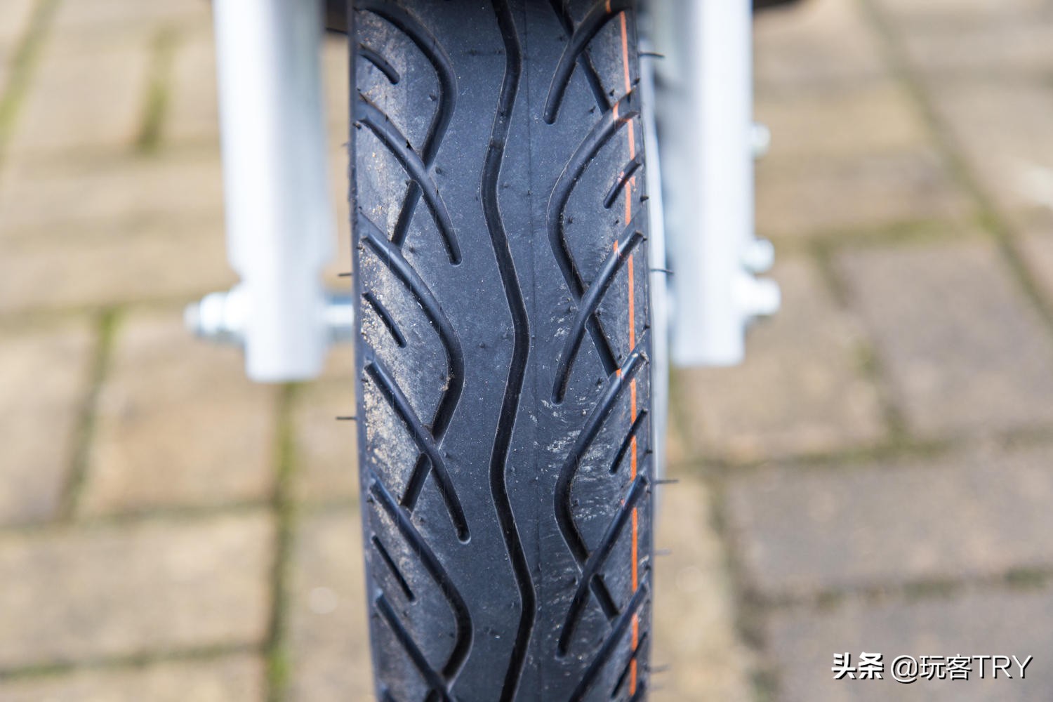 预算3000跑100km的雅迪,预算1000多电动车百公里续航