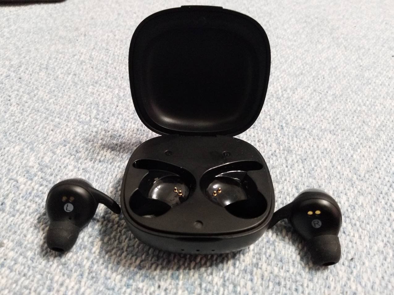 宅家抗疫，百元XISEMAres蓝牙耳机千元的效果，沉溺乐海