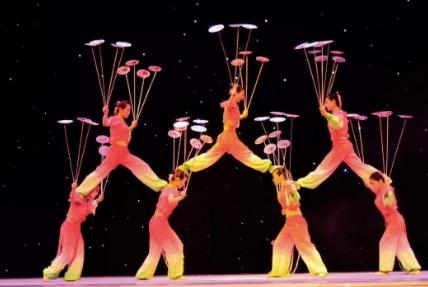 椹儊鏉傛妧,椹儊鏉傛妧婕斿憳