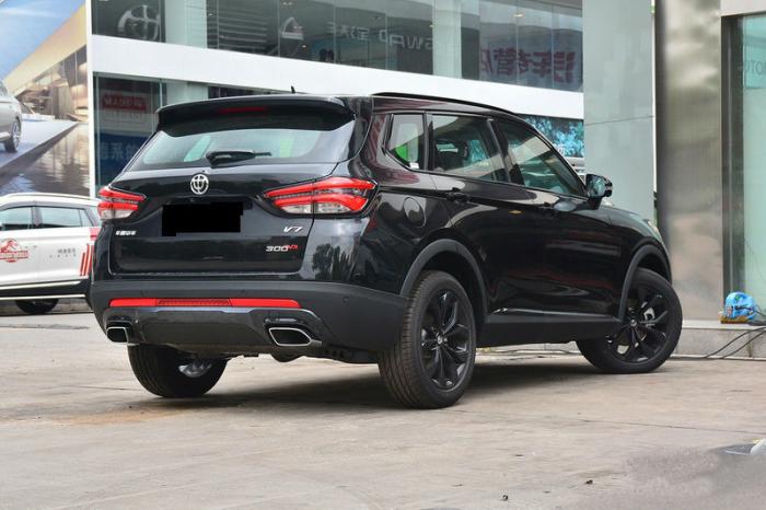 中华v7有哪几款,8万公里的中华v7值得买吗