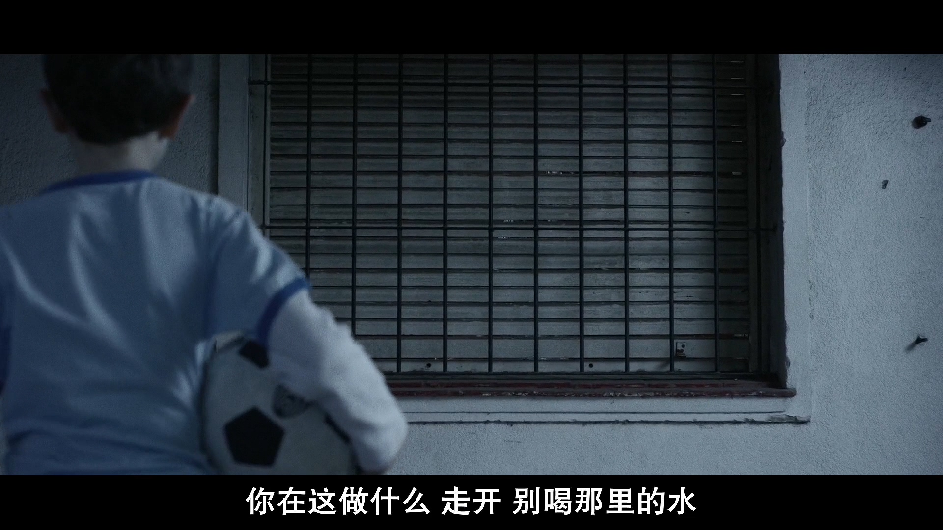 邻居天天半夜装修,邻居大半夜装修吓到了孩子