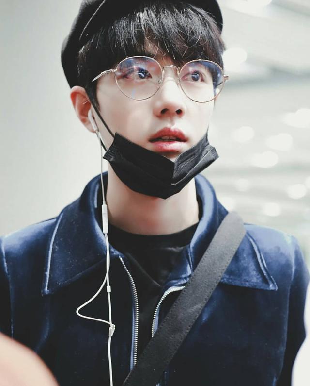 肖战穿衣风格越来越像王一博,肖战穿搭是什么风格