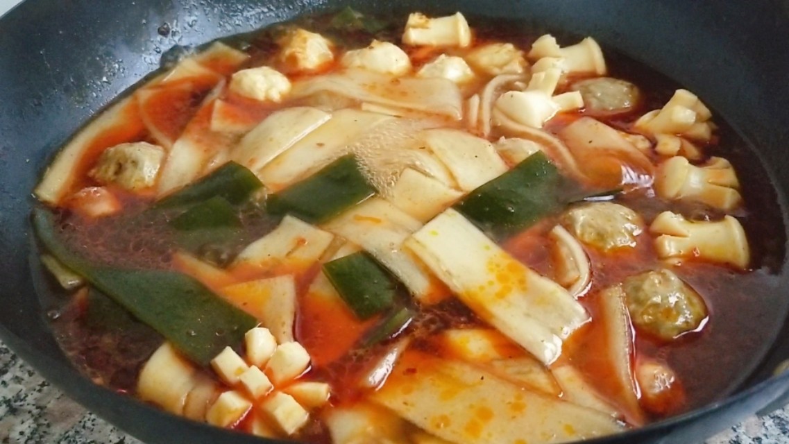 小孩能吃的麻辣烫不辣的家常做法,在家怎么做麻辣烫简单